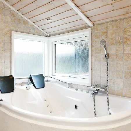 Stylish Holiday In Oksb L With Sauna Dom wakacyjny